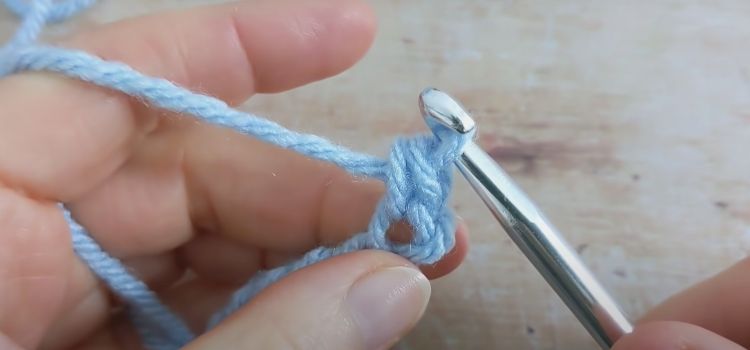 How to Crochet a Baby Blanket